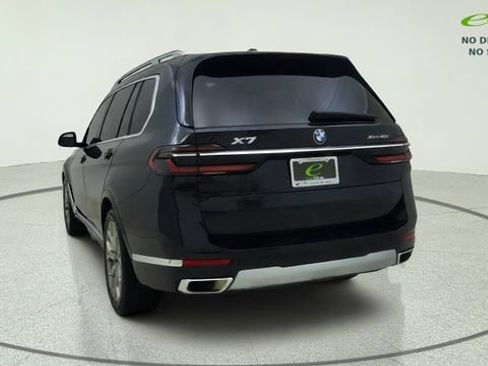 Used 2025 BMW X7 xDrive40i w/ Premium Package AWD/4WD image 5