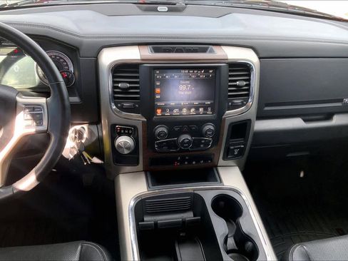 Used 2017 RAM 1500 Laramie image 6
