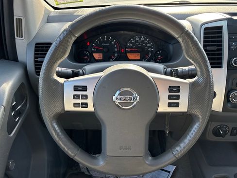 Used 2016 Nissan Frontier S image 19