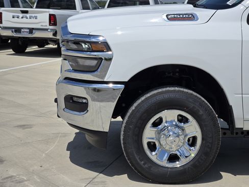 New 2026 RAM 2500 Tradesman w/ Chrome Appearance Group AWD/4WD image 6