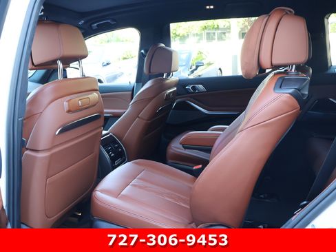 Used 2026 BMW X7 M60i AWD/4WD image 16