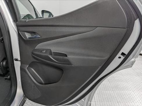 Used 2023 Chevrolet Bolt EUV LT FWD image 19