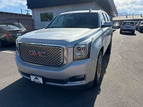 Used 2016 GMC Yukon Denali w/ Open Road Package AWD/4WD image 3