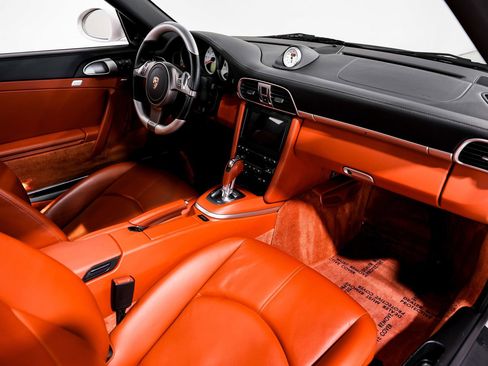 Used 2010 Porsche 911 Targa 4S AWD/4WD image 31