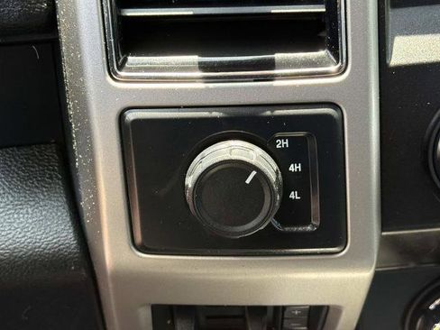 Certified 2020 Ford F250 Lariat w/ Lariat Value Package AWD/4WD image 24