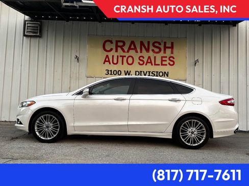 Used 2016 Ford Fusion SE w/ Equipment Group 202A image 1