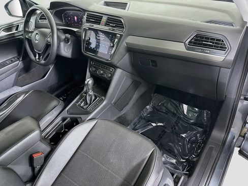 Used 2019 Volkswagen Tiguan SE FWD image 30