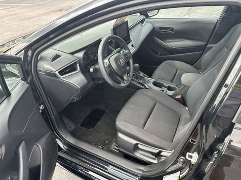 Used 2023 Toyota Corolla LE image 8