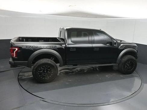 Used 2017 Ford F150 Raptor w/ Equipment Group 802A Luxury AWD/4WD image 37