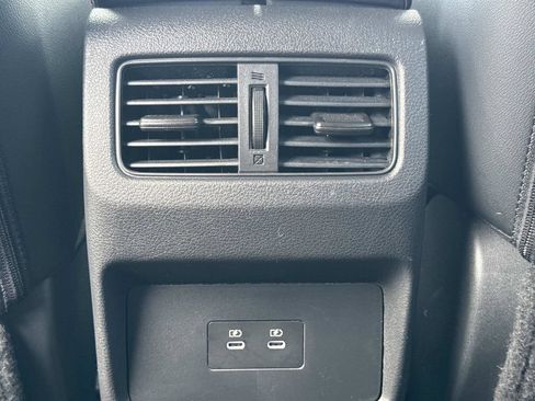 Certified 2025 Nissan Rogue SV AWD/4WD image 18