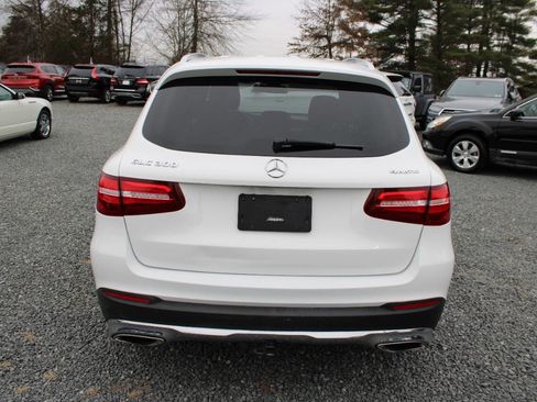 Used 2019 Mercedes-Benz GLC 300 GLC 300 4MATIC AWD 4dr SUV image 8