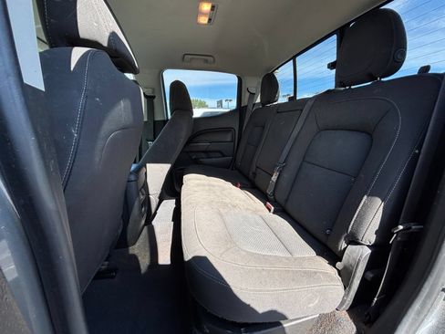 Used 2019 Chevrolet Colorado LT w/ LT Convenience Package AWD/4WD image 12