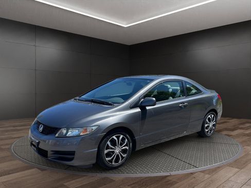 Used 2011 Honda Civic LX image 4