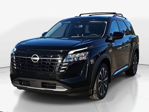 New 2026 Nissan Pathfinder Platinum w/ Accent Package FWD image 9