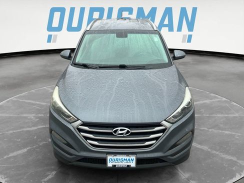 Used 2017 Hyundai Tucson SE image 9