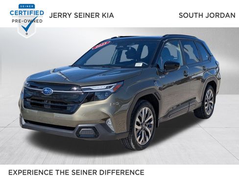 Used 2025 Subaru Forester Touring w/ Touring Package AWD/4WD image 1
