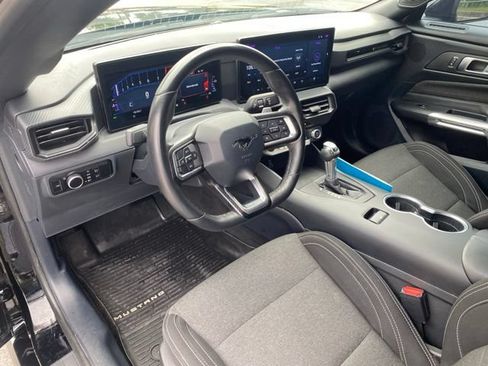 Used 2024 Ford Mustang GT RWD image 18