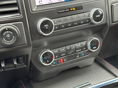 Used 2019 Ford Expedition Limited w/ Equipment Group 303A image 23