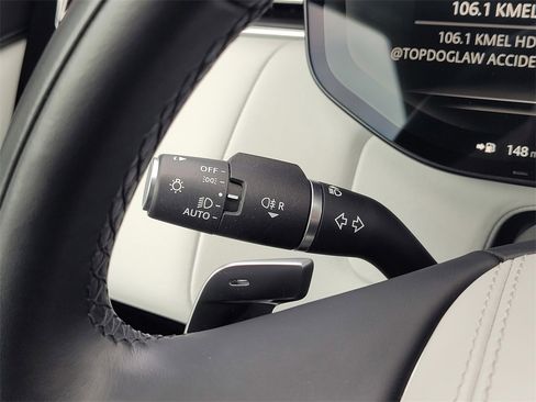 Used 2023 Land Rover Range Rover Sport SE image 26