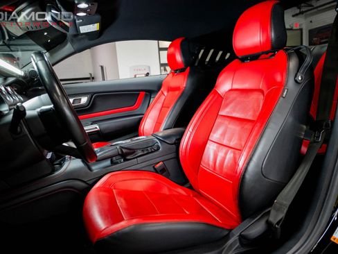 Used 2021 Ford Mustang GT Premium w/ Equipment Group 401A image 14