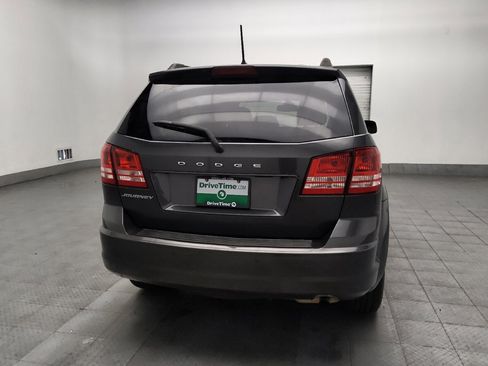 Used 2020 Dodge Journey SE FWD image 7