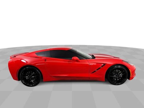 Used 2017 Chevrolet Corvette Stingray Coupe RWD image 9