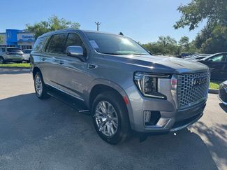 Used 2023 GMC Yukon Denali RWD video 1