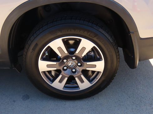 Used 2018 Honda Ridgeline RTL-T image 17