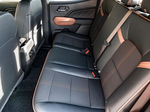 New 2026 GMC Canyon AT4 image 18