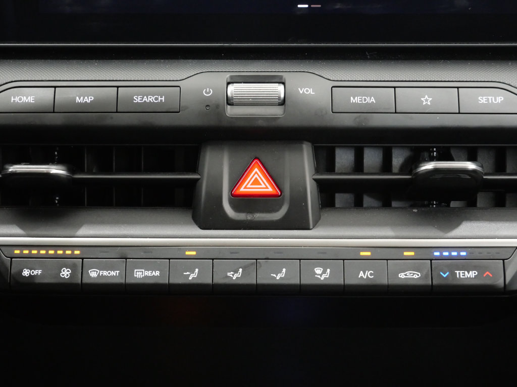 Used 2025 Kia K4 FWD image 19