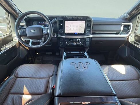 Used 2023 Ford F250 King Ranch w/ Chrome Package image 18