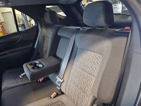Used 2023 Chevrolet Equinox LT FWD image 26