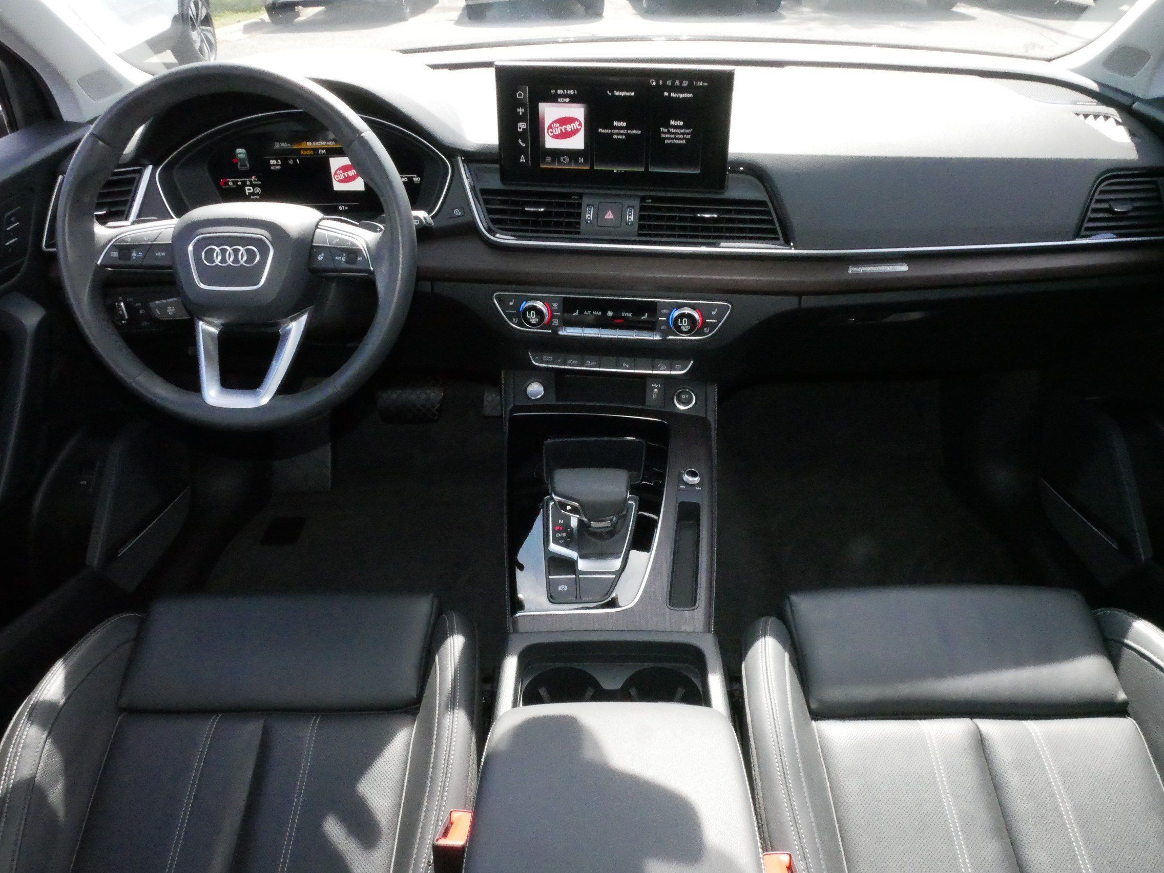 Used 2023 Audi Q5 2.0T Premium Plus w/ Premium Plus Package AWD/4WD image 10