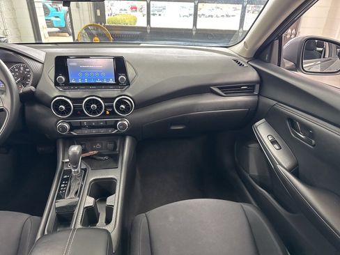 Used 2024 Nissan Sentra S image 41