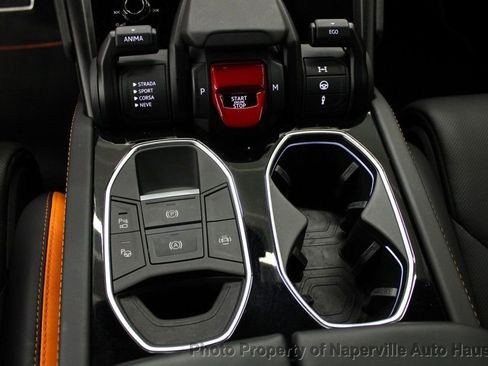 Used 2023 Lamborghini Urus S image 35