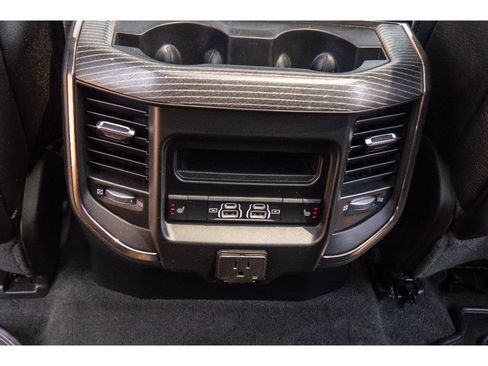 Used 2021 RAM 1500 Limited AWD/4WD image 19