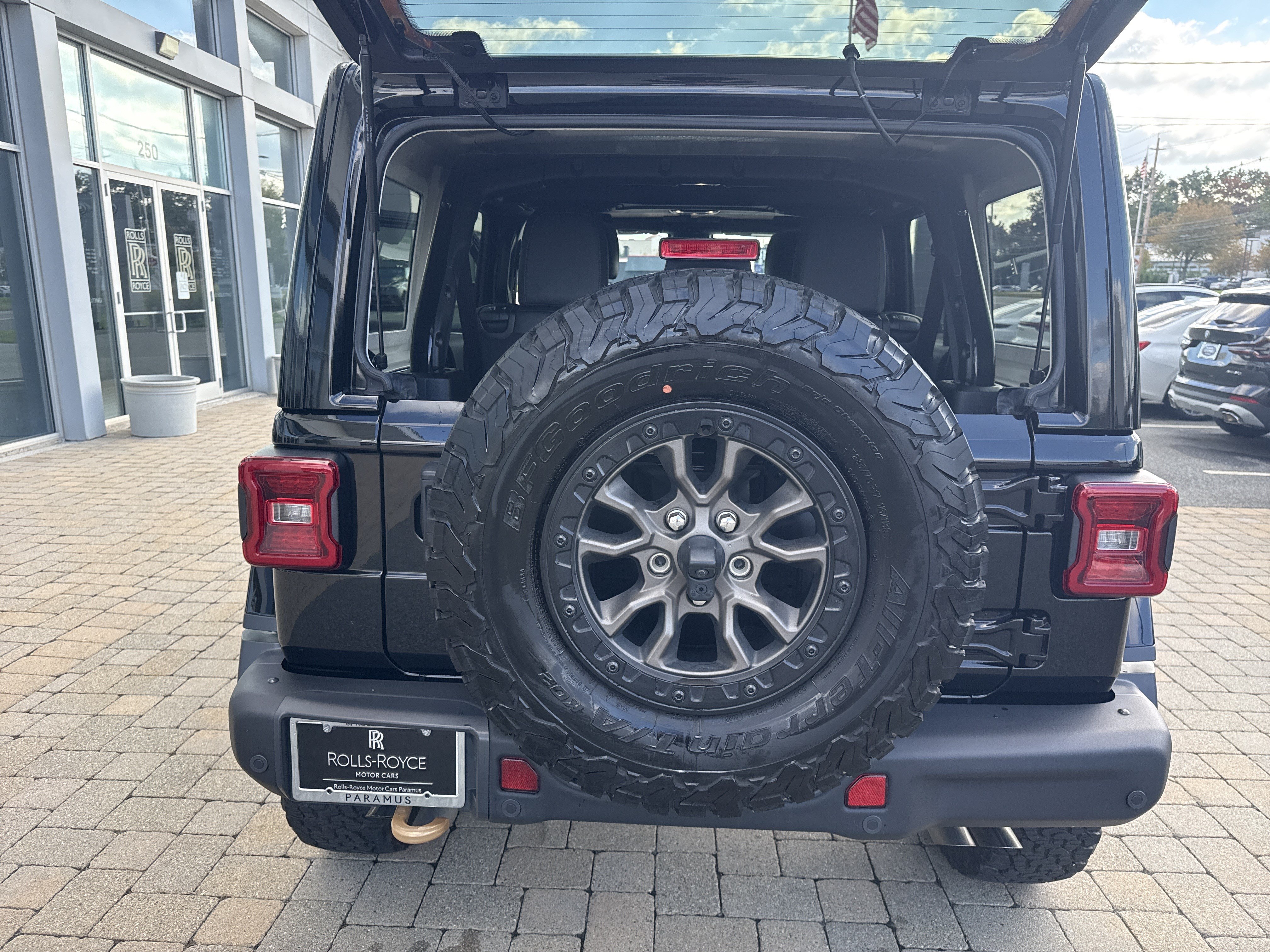 Used 2023 Jeep Wrangler Unlimited Rubicon 392 AWD/4WD image 68