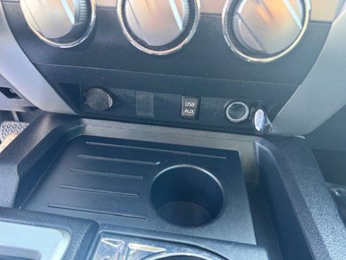 Used 2018 Toyota Tundra SR5 w/ SR5 Upgrade Package image 21