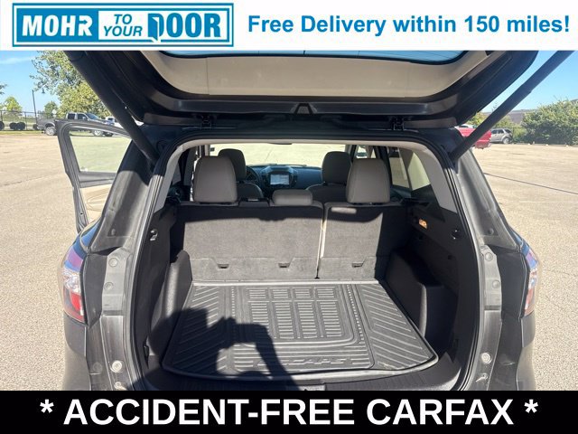 Used 2018 Ford Escape Titanium w/ Ford Safe & Smart Package FWD image 14