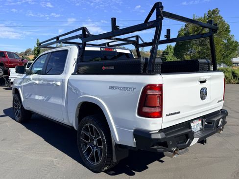 Used 2021 RAM 1500 Laramie AWD/4WD image 8