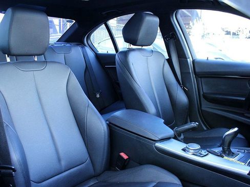 Used 2016 BMW 340i Sedan image 24