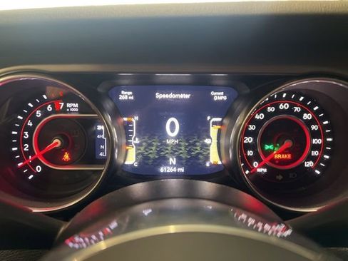 Used 2020 Jeep Wrangler Unlimited Rubicon w/ Dual Top Group image 18