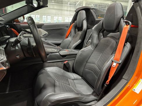 Used 2023 Chevrolet Corvette Z06 w/ Z07 Performance Package RWD image 5