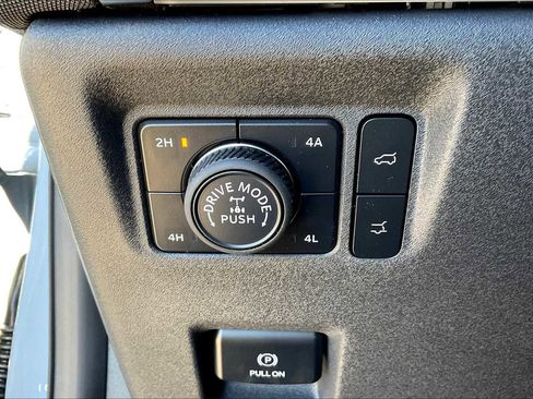 New 2025 Ford Expedition Tremor image 19