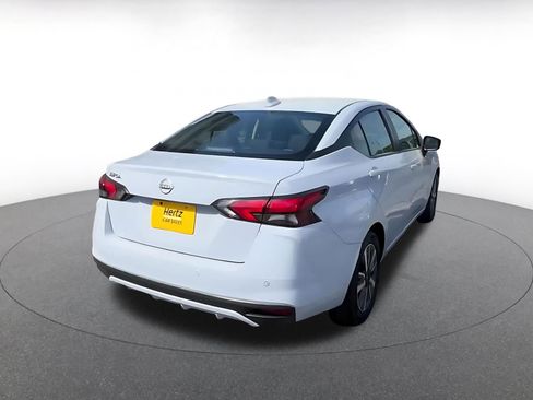 Used 2025 Nissan Versa SV image 18