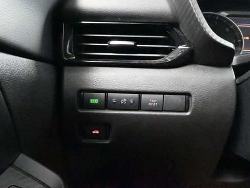 Used 2024 Nissan Sentra SV image 21