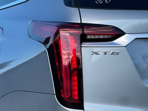 Certified 2025 Cadillac XT6 Premium Luxury image 50