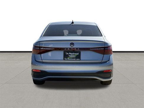 New 2026 Volkswagen Jetta SE image 6