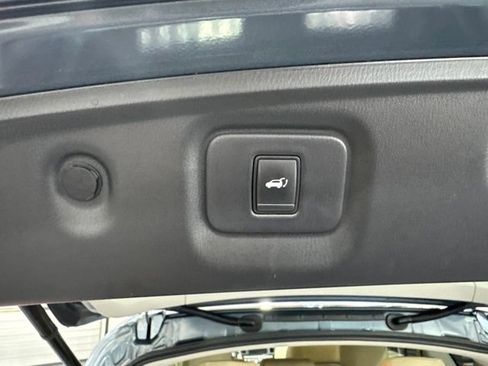 Used 2017 INFINITI QX60 FWD w/ Premium Plus Package image 34