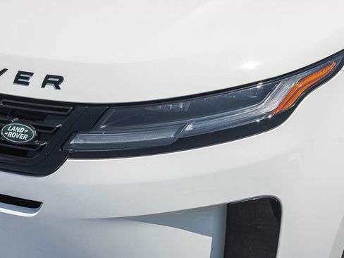 Used 2024 Land Rover Range Rover Evoque S AWD/4WD image 6